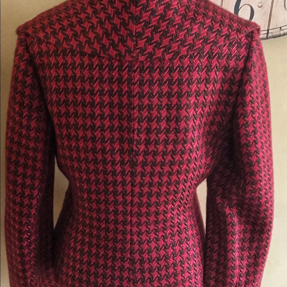 Jacket - Picture 4 of 4